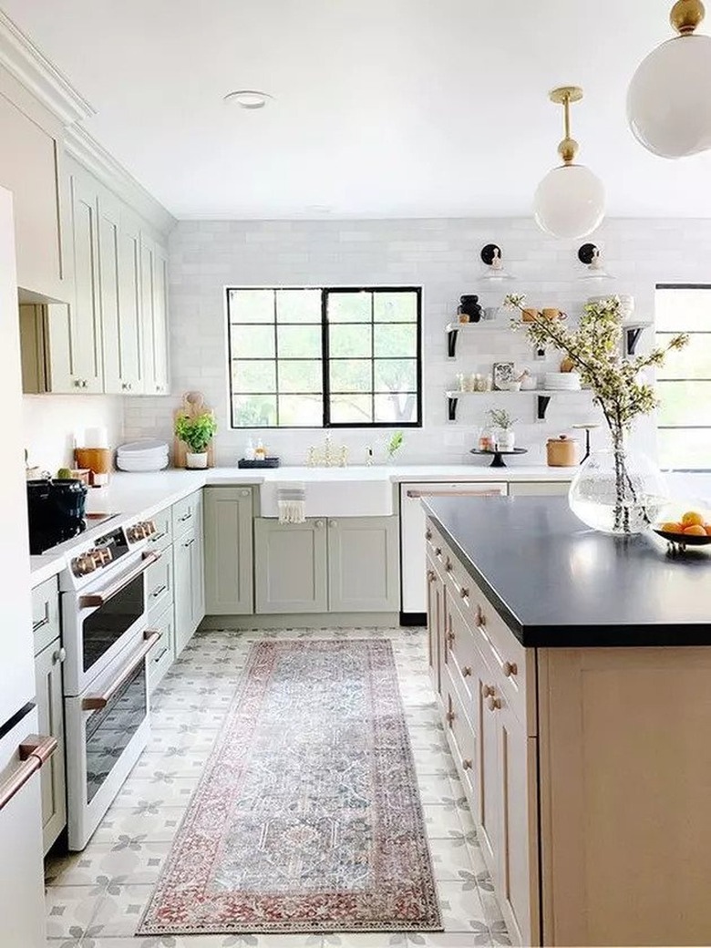 Kitchen with porcelain floor tile by Juniper Home