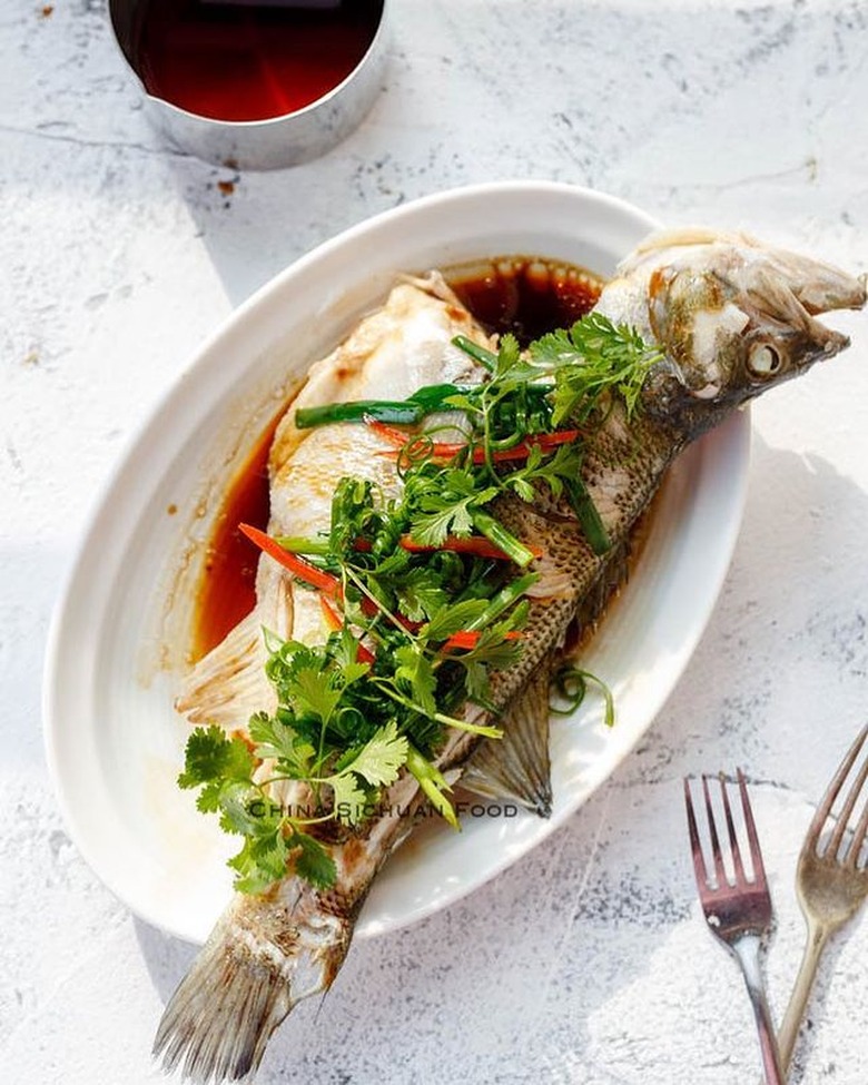 China Sichuan Food Steamed Whole Fish (Qing Zheng Yu)