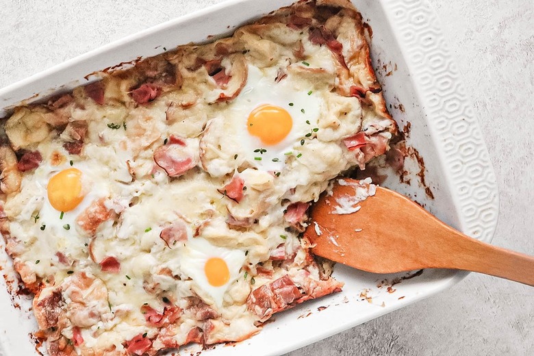 Hunker's Make-Ahead Croque Madame Casserole