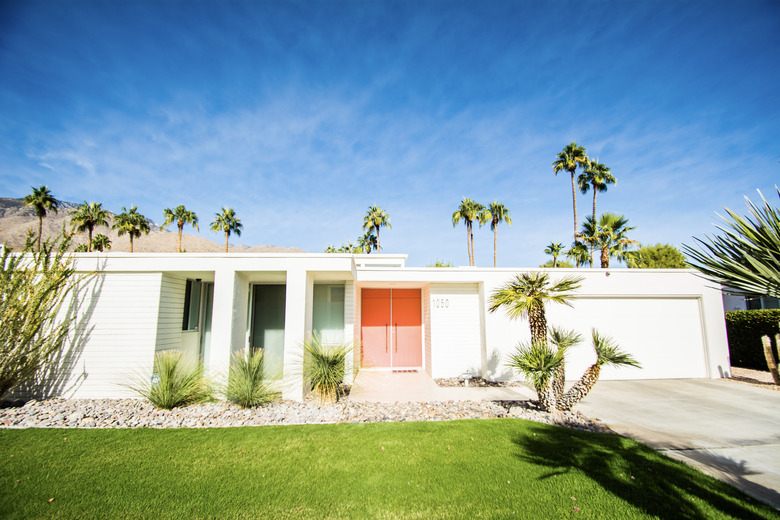 palm springs ranch-syle home