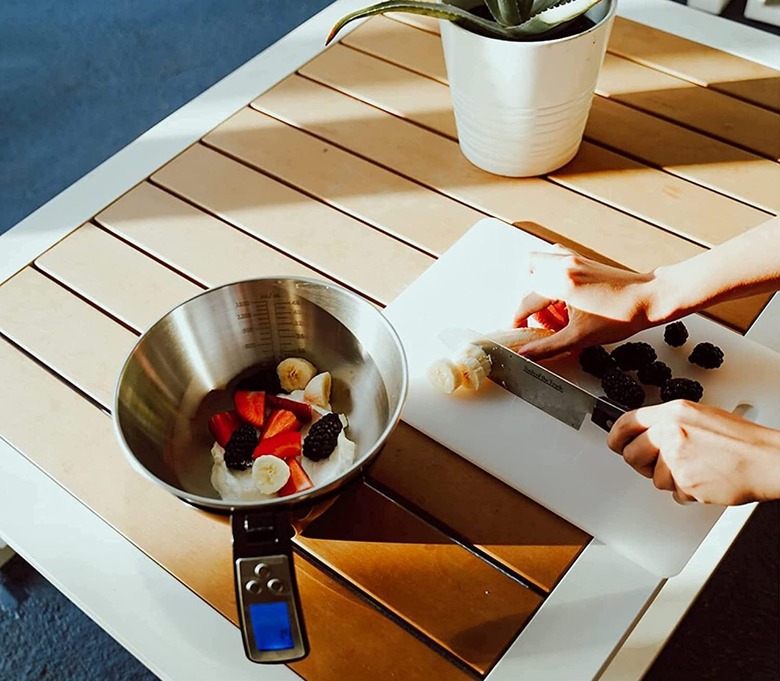 measuring bowl with fruit