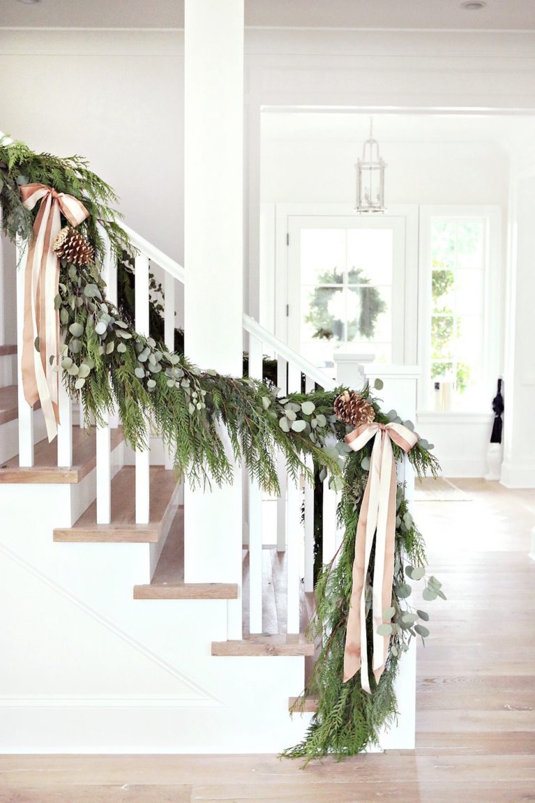 holiday decor on staircase