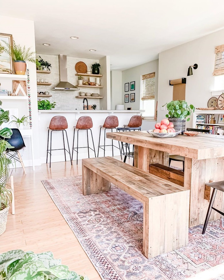 bright and breezy dining room