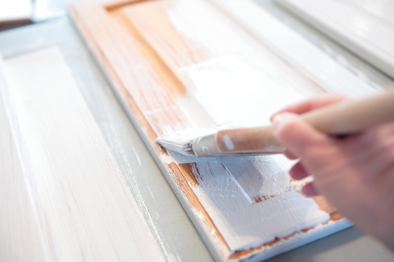 Painting Oak Kitchen Cabinets