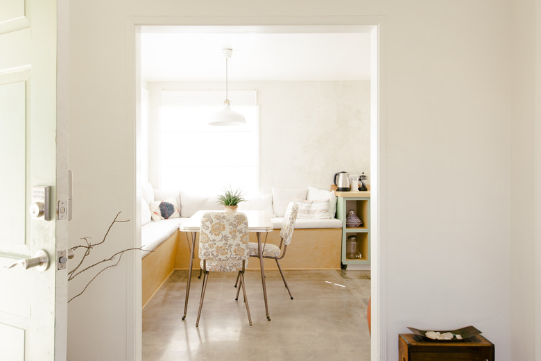 kitchen nook with table and chairs