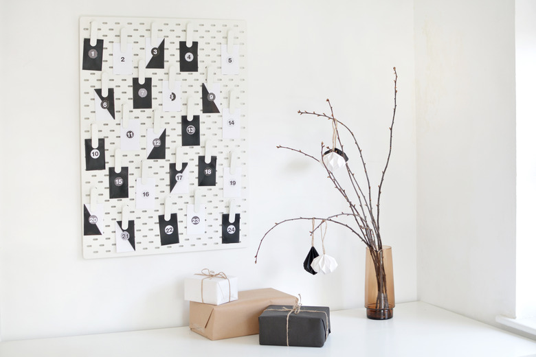 DIY Modern Advent Calendar