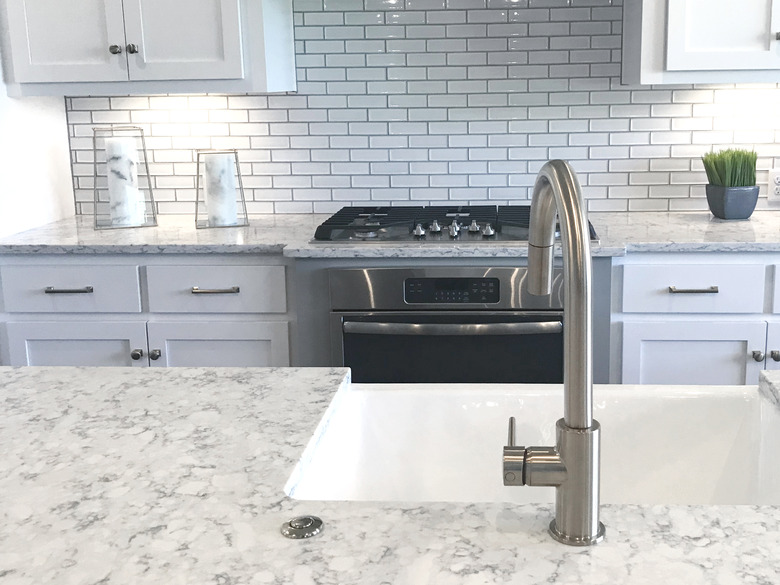 Kitchen Farmhouse Sink