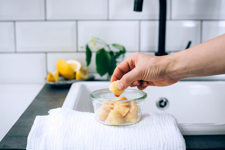 DIY Garbage Disposal Refresher