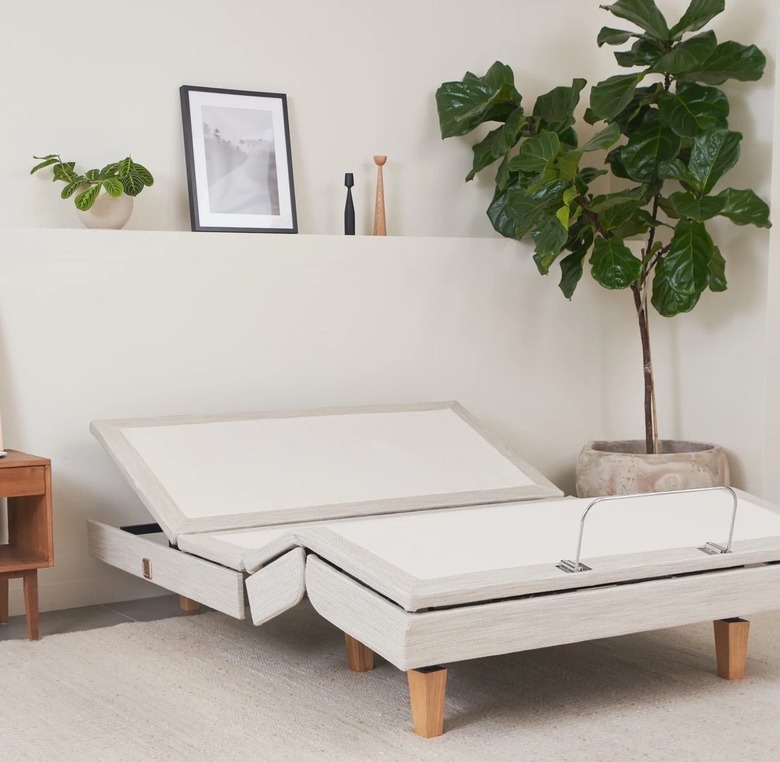 adjustable bed frame