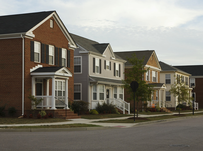 Neighborhood Homes On Street Corner