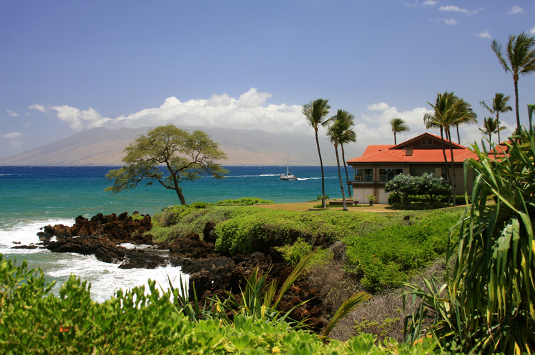 Pacific ocean front vacation house on Maui Hawaii