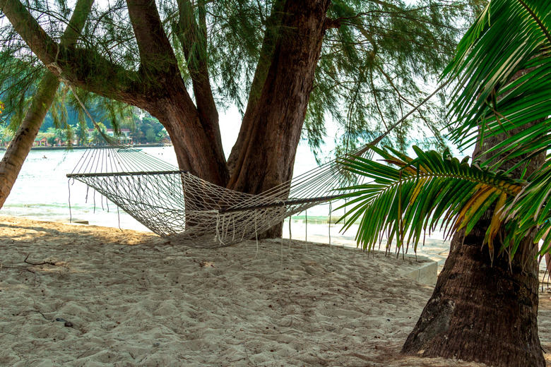 Hanging a hammock