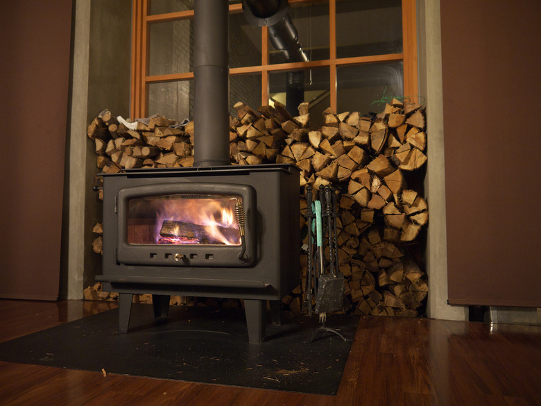 Wood burning stove