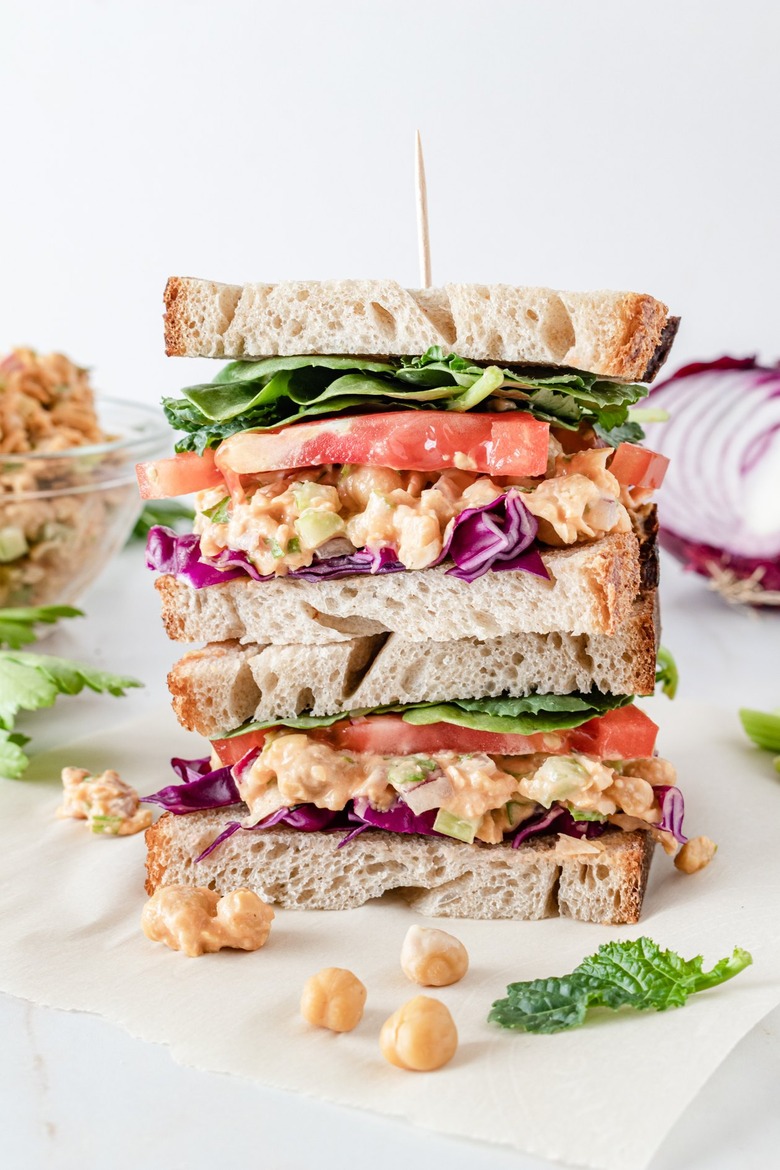 buffalo chickpea sandwiches