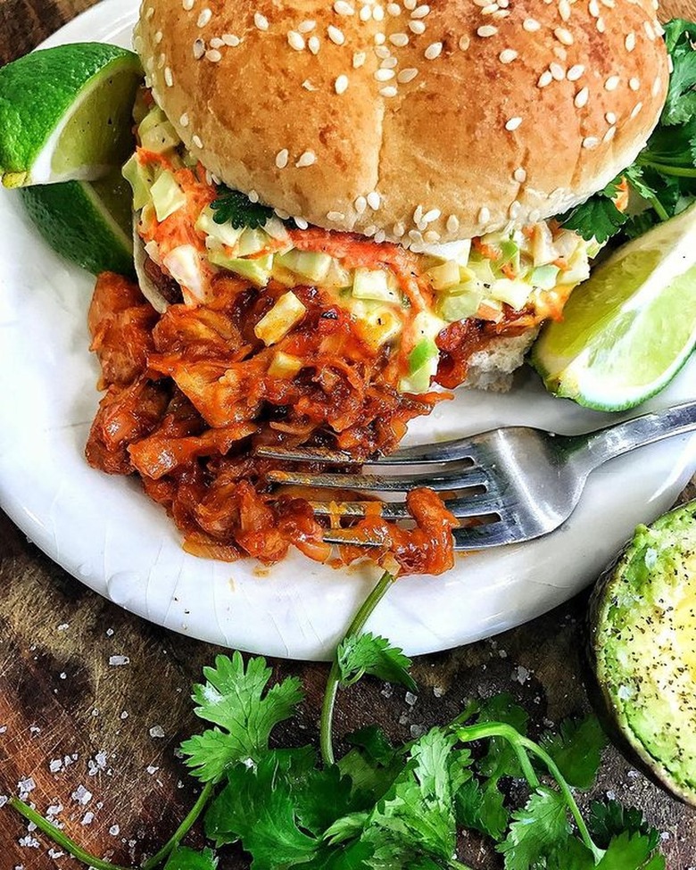 Darius Cooks Vegan Spicy Sloppy Joes