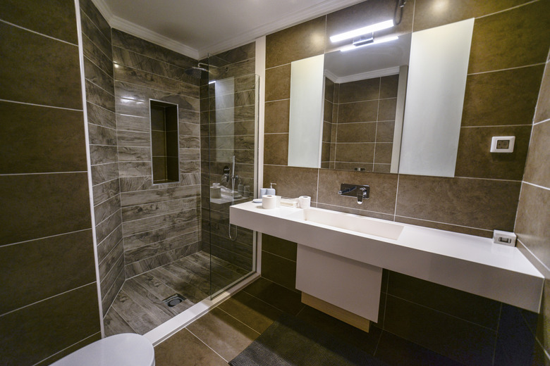 Luxurious Bathroom In A Beautiful Hotel