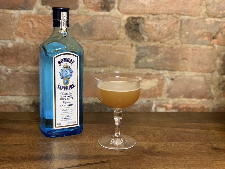 Bombay Sapphire Bee