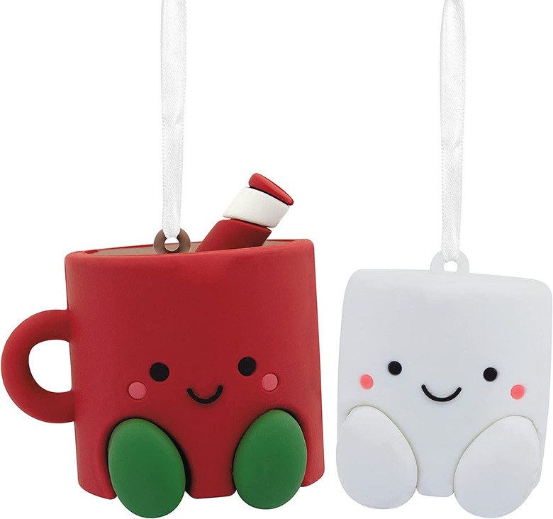 hot cocoa and marshmallow ornament