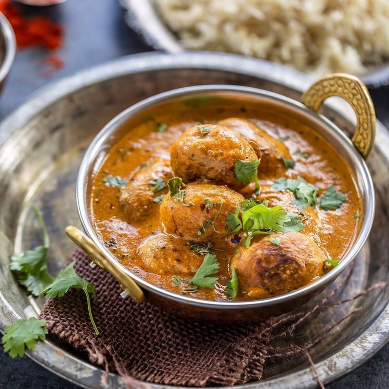 Cook with Manali Punjabi Dum Aloo in silver bowl