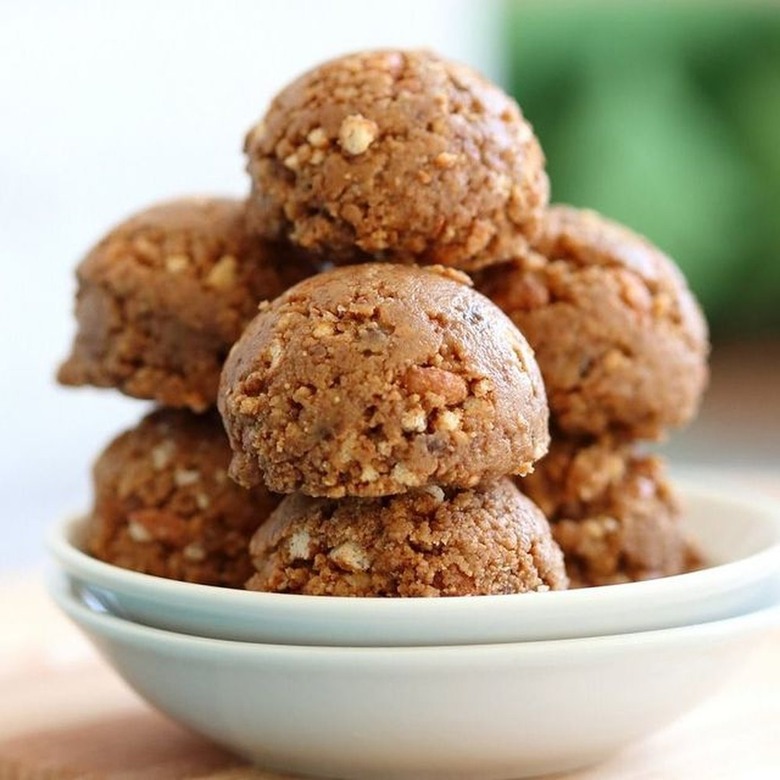 Vegan Richa's Peanut Butter Balls With Rice Krispies Or Oats