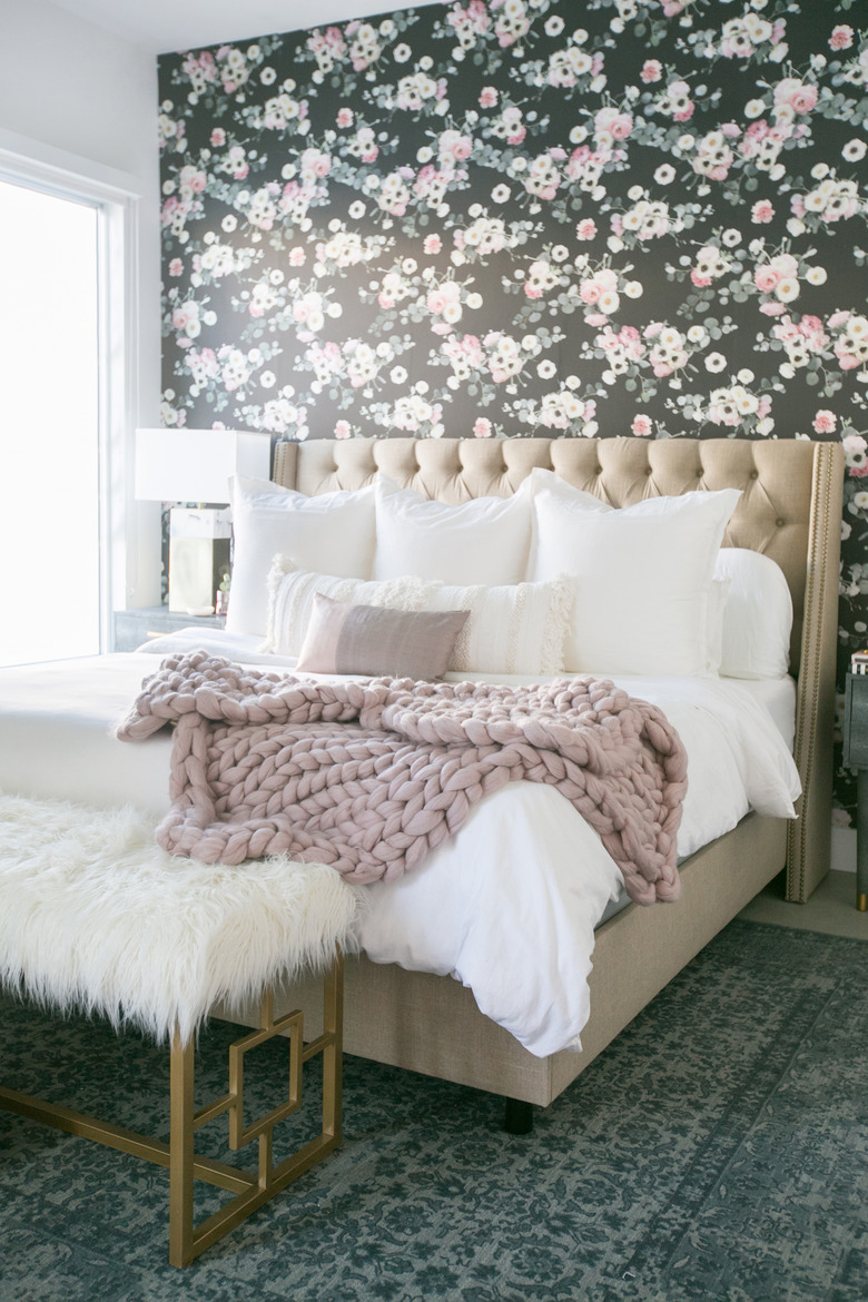 Lauren Bushnell’s Bedroom by Carla Choy (Decorist)