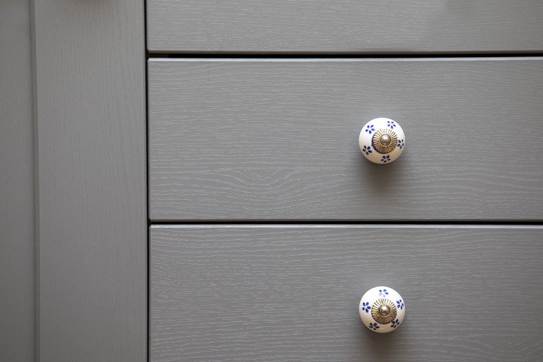 Chest of drawers with decorative handles