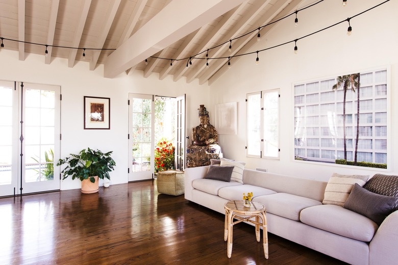 room with vaulted ceiling