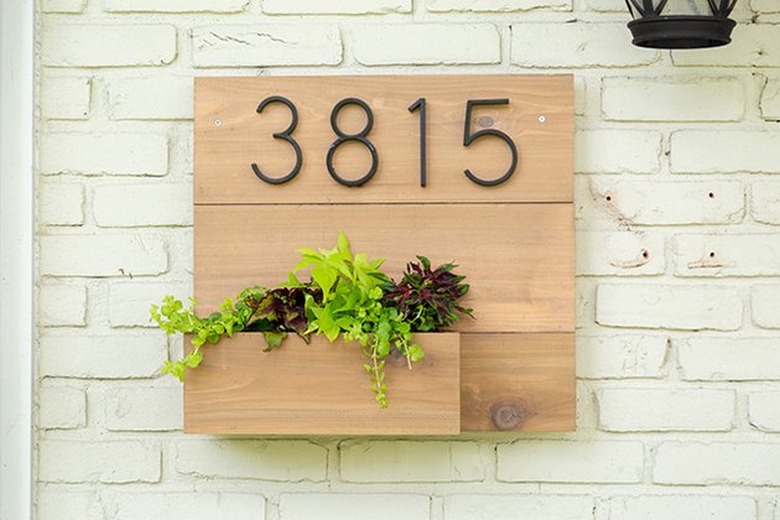 diy house number planter