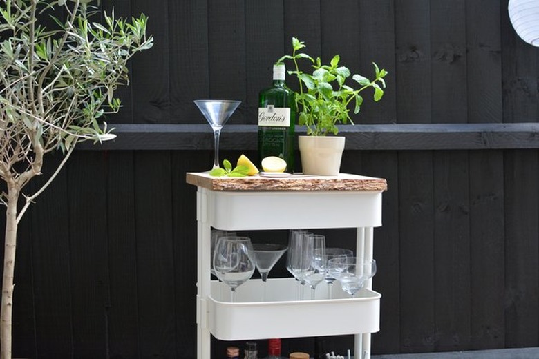 diy ikea drinks station