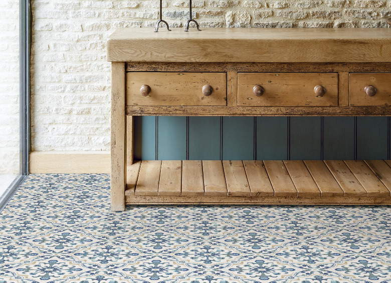 Peel-and-stick vinyl flooring in an entryway