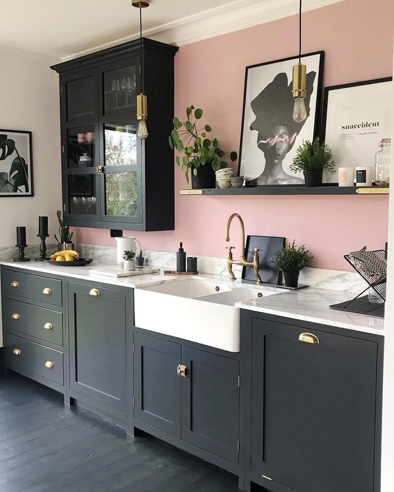 pink and black kitchen