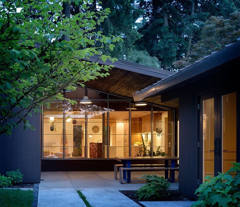 portland midcentury home