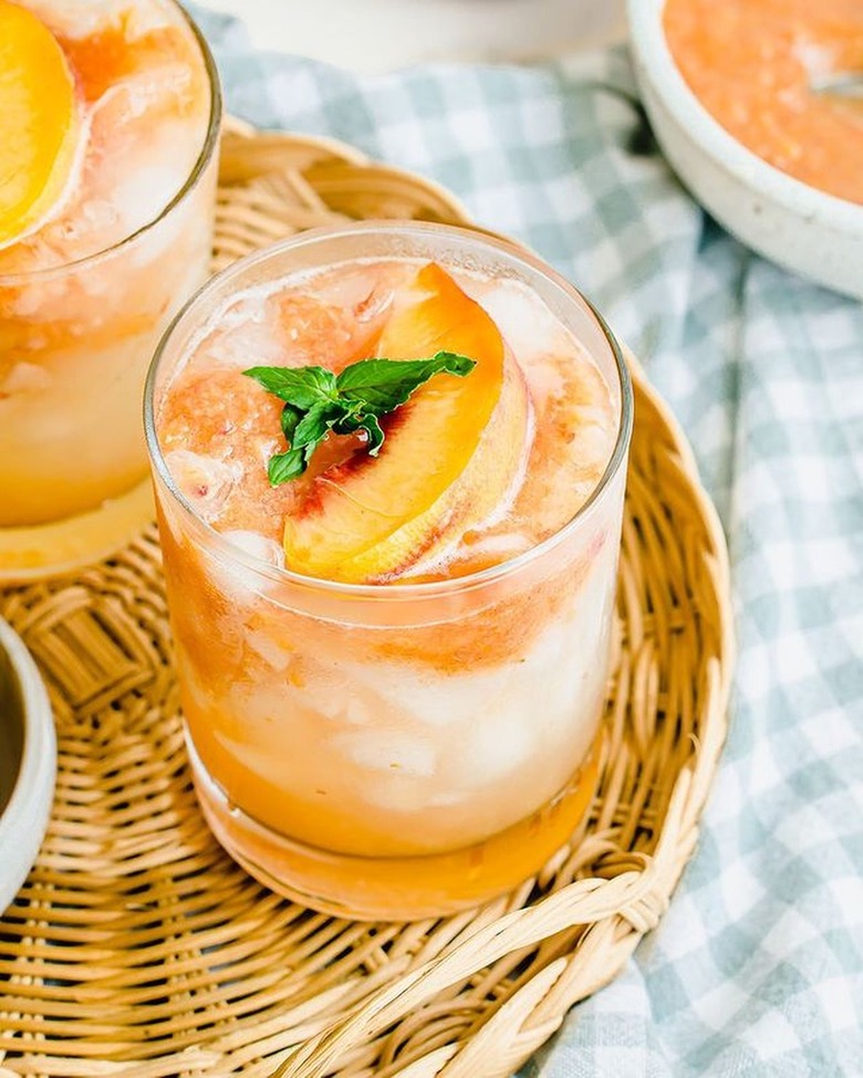 Sweet Cayenne Fresh Peach Lemonade