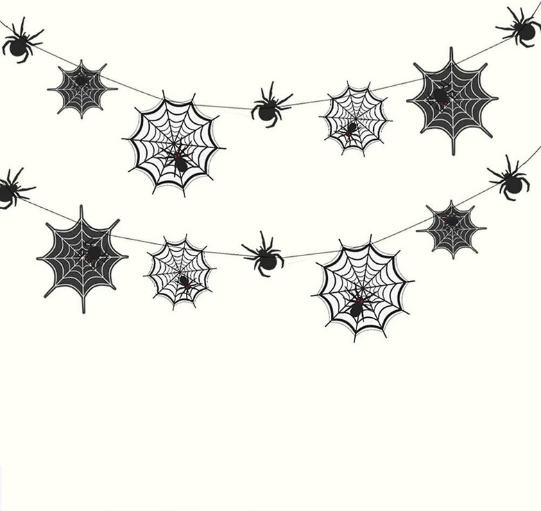 Cheerland Black Spider Web Garlands (set of 2)