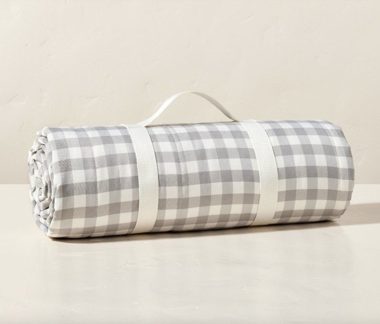 Hearth & Hand With Magnolia Gingham Picnic Blanket 