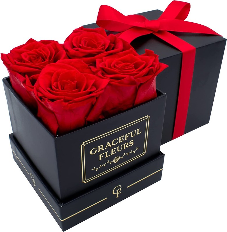 Graceful Fleurs Forever Rose Box