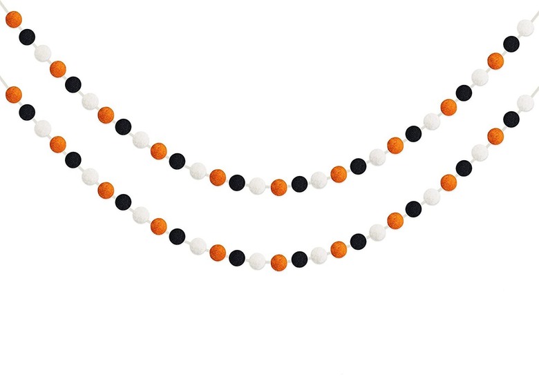 Partyprops Halloween Felt Ball Garlands