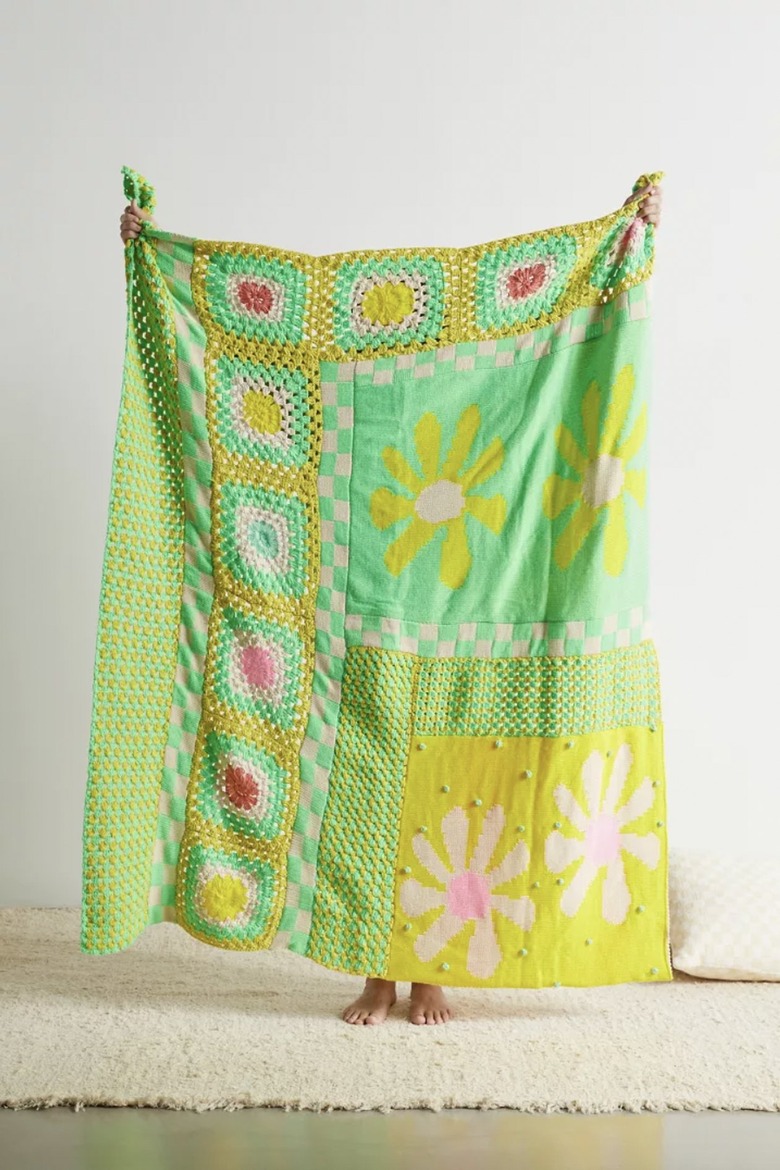 Urban Outfitters Granny Flower Crochet Throw Blanket