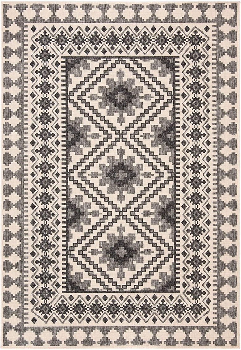 Safavieh Veranda Collection Boho Indoor/Outdoor Rug