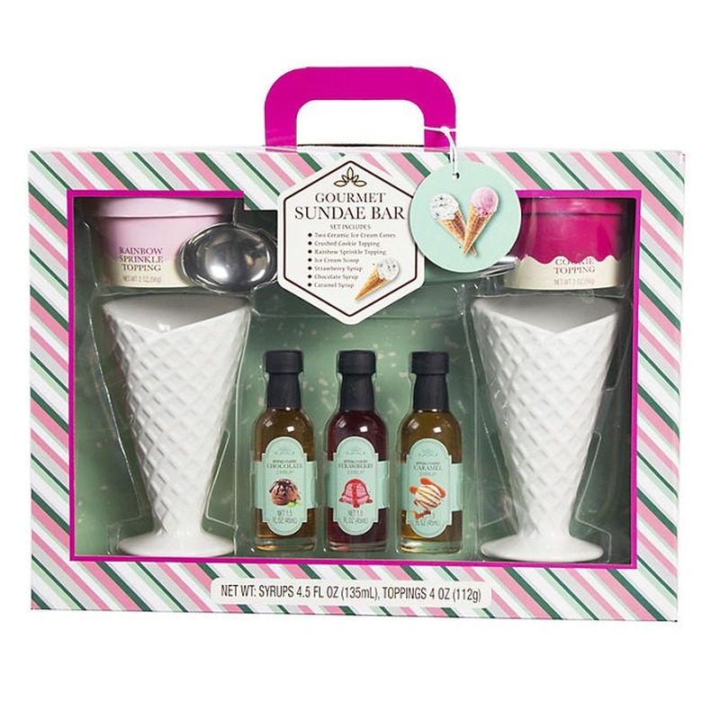 The Modern Gourmet Ice Cream Bar Gift Set