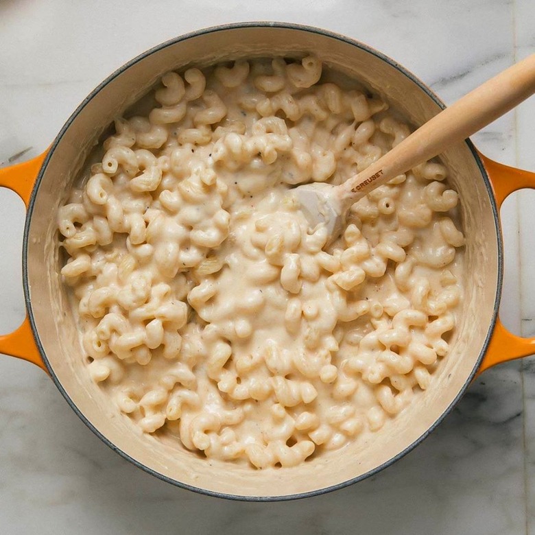 Baked Mac and Cheese in a pot