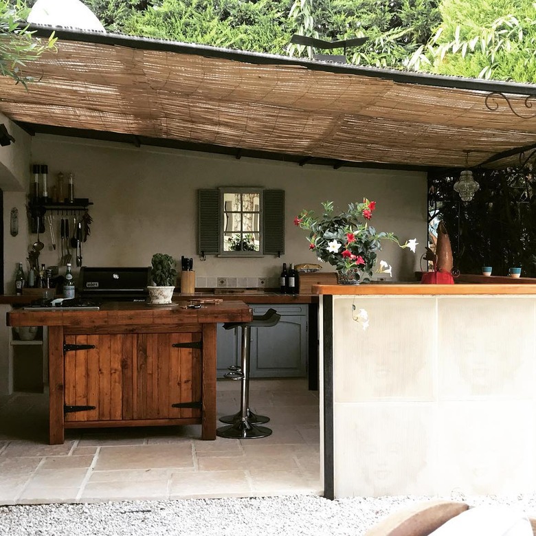 rustic outdoor kitchen