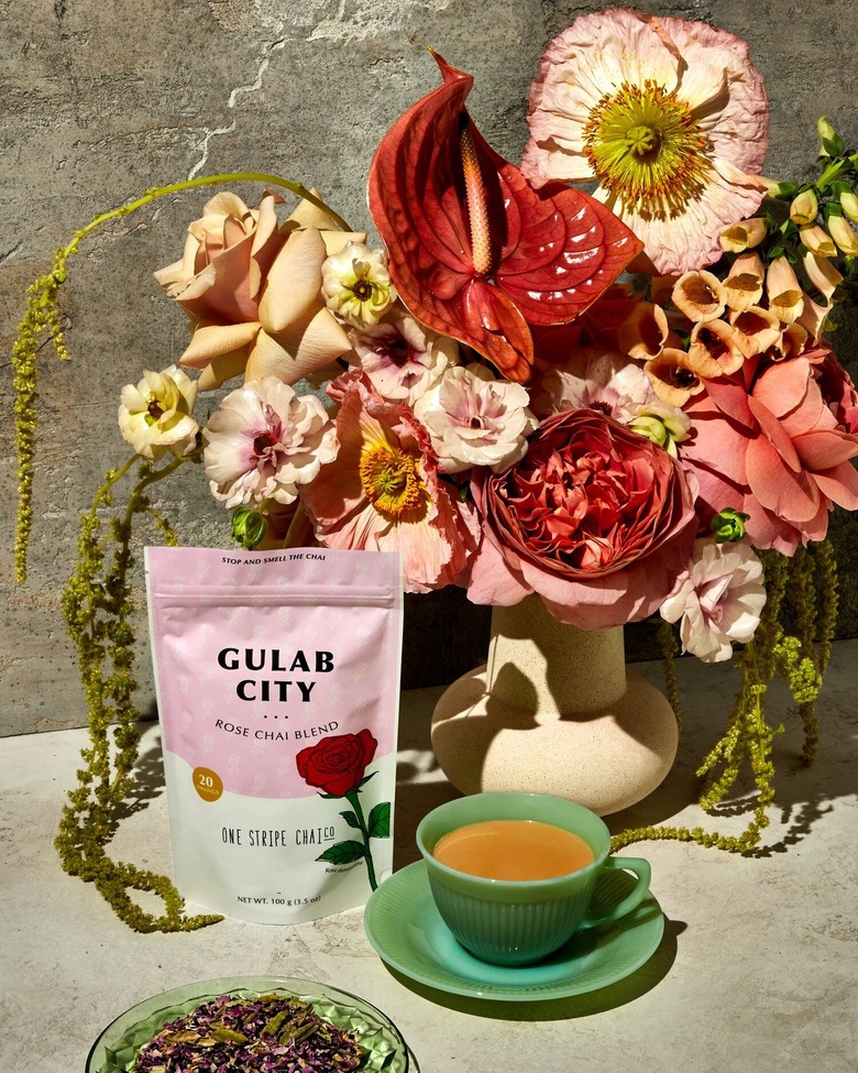 one stripe chai co rose chai blend