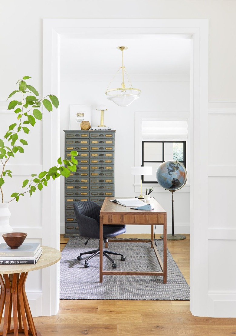 These Small Office Lighting Ideas Will Make Your Tiny Space Glow | Hunker