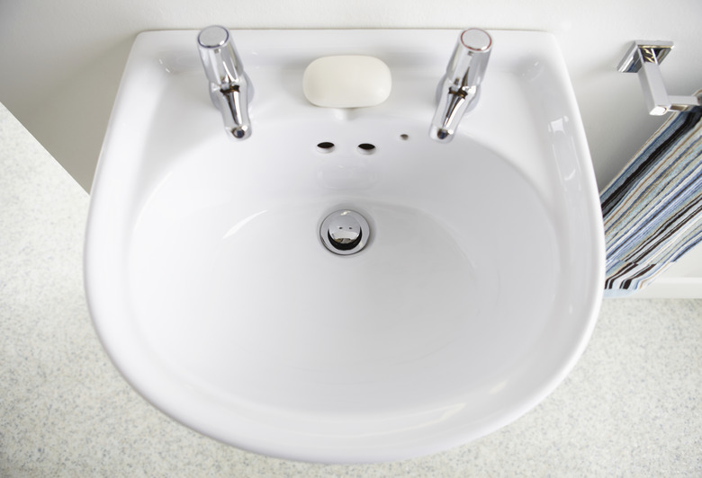 White sink in contemporary home bathroom