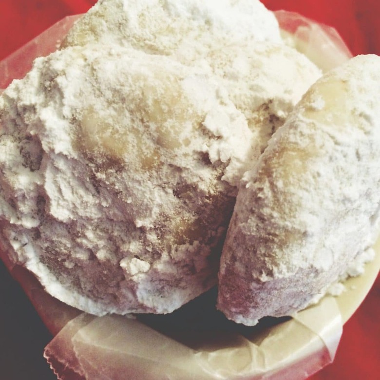 closeup of round vanilla tea cakes