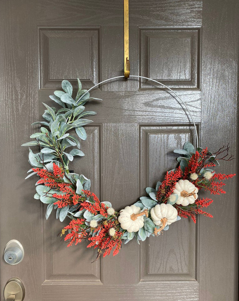 Thanksgiving Wreath with Pumpkins and Lambs Ear