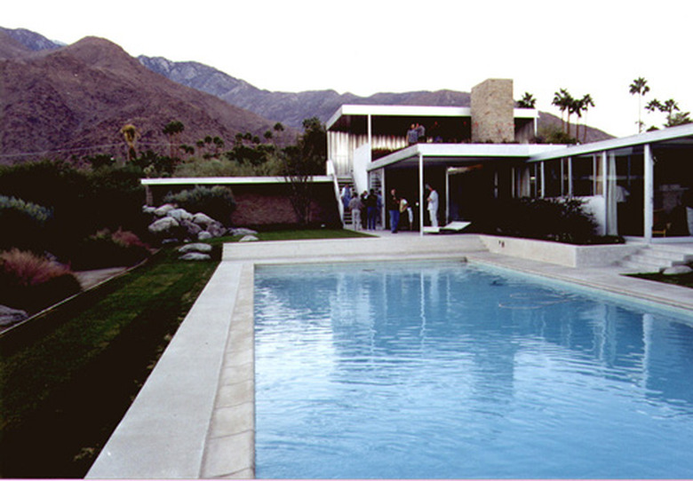 Richard Neutra's Kaufmann house seen from outside