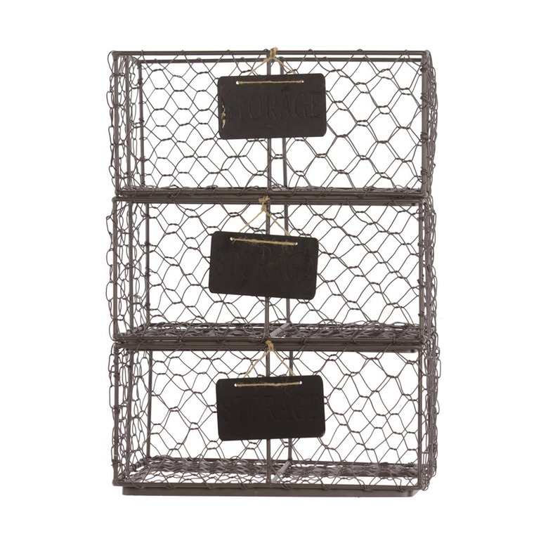 Chicken wire baskets with name tags