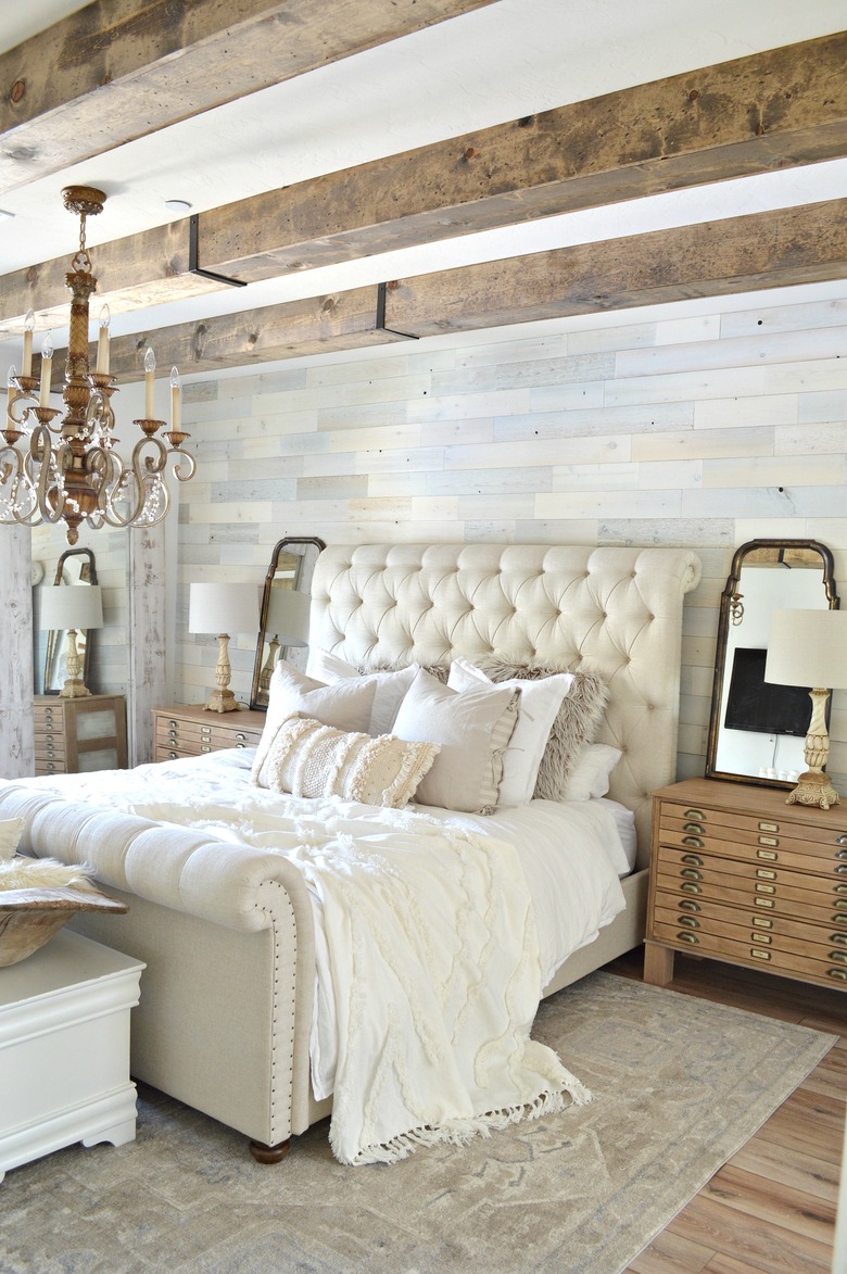 bedroom rug ideas with soft colors create a vintage space